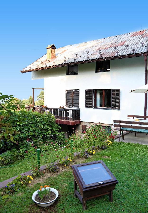 Merak Holiday Home Вісоко Екстер'єр фото