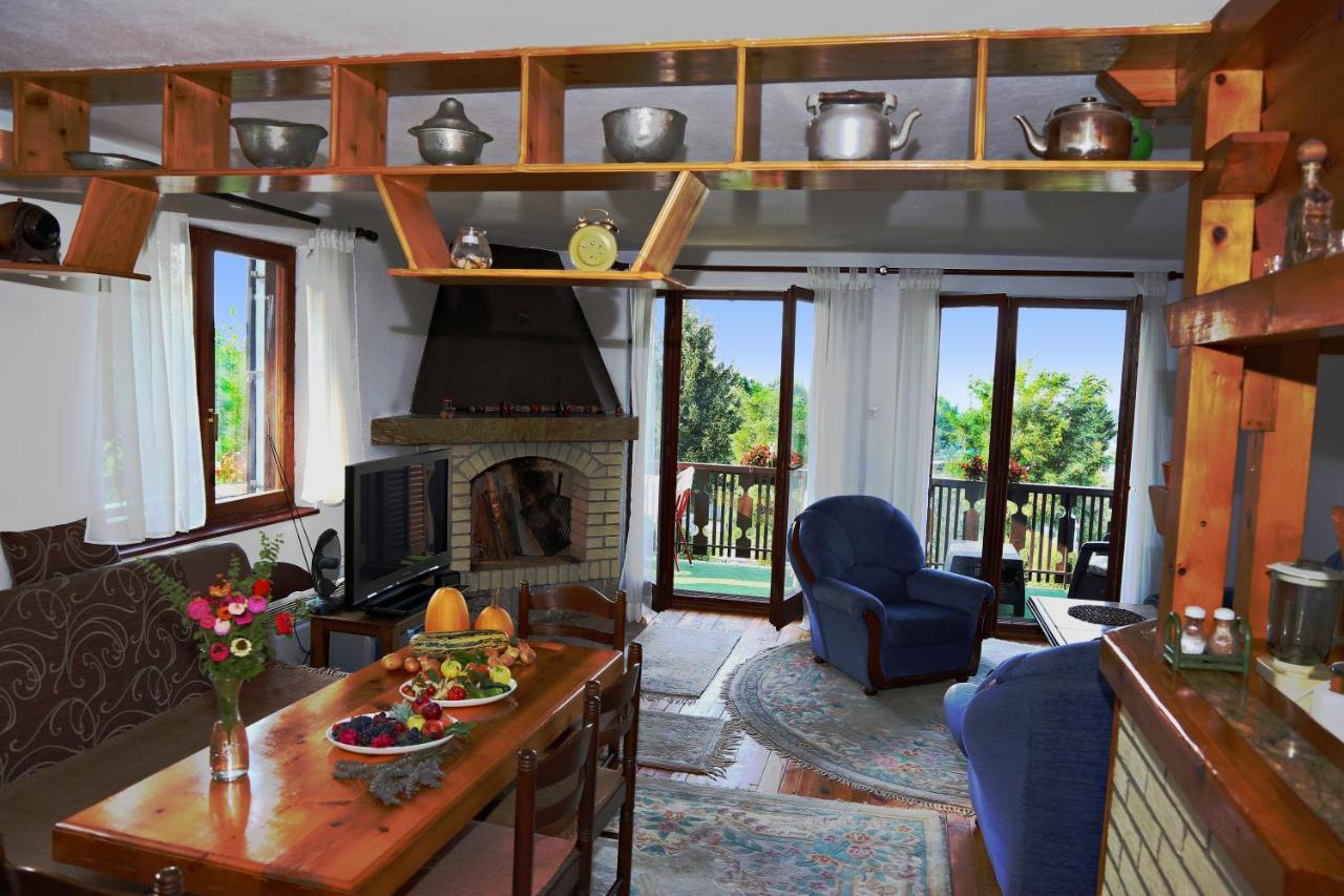 Merak Holiday Home Вісоко Екстер'єр фото